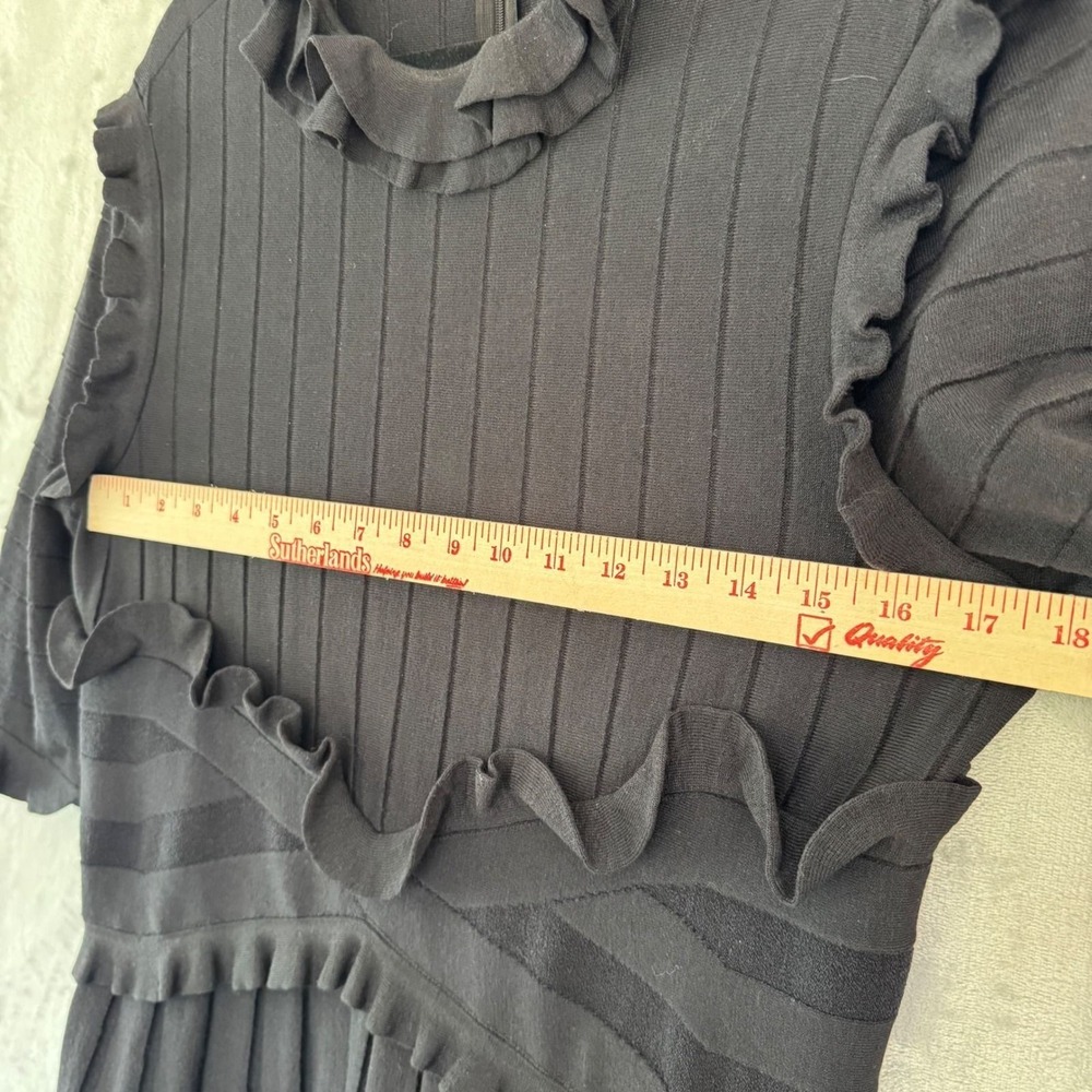 Chanel Black Ruffle Ribbed Knit Wool Dress P39232K02765 FR 46 US 12 - Picture 3 of 8